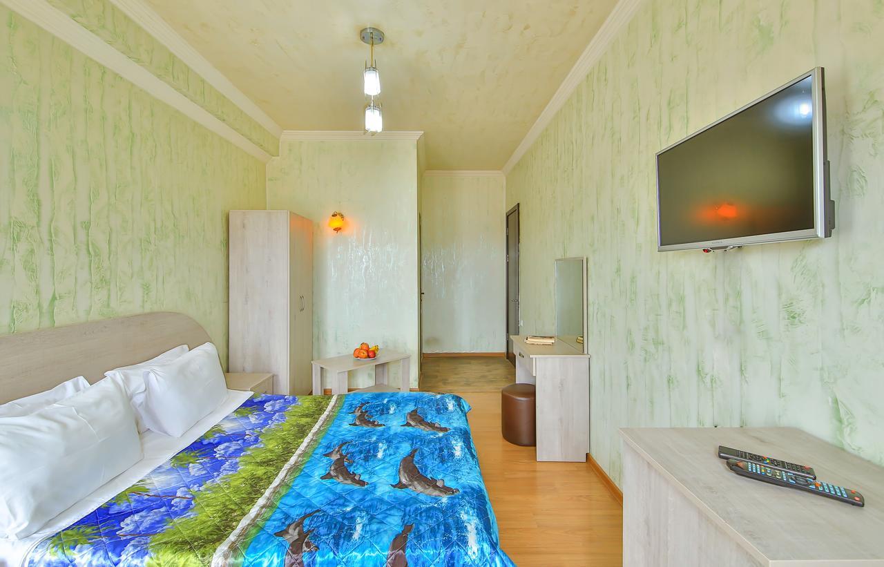 Royal Hotel Батуми Экстерьер фото